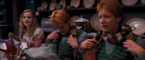 Click to view full size image
==============
OdF-Potterish_5207.jpg OdF-Potterish_5207.jpg