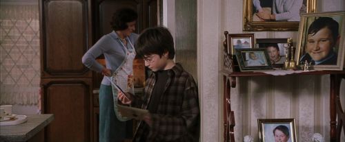 Click to view full size image
==============
PF-Potterish_00777.jpg PF-Potterish_00777.jpg