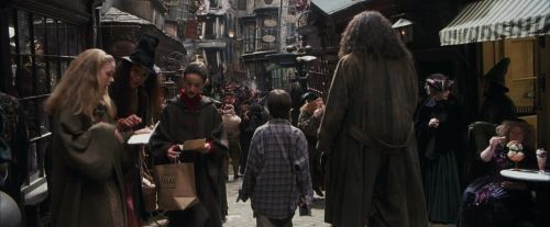 Click to view full size image
==============
PF-Potterish_01781.jpg PF-Potterish_01781.jpg