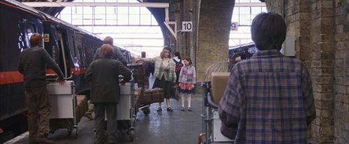 Click to view full size image
==============
PF-Potterish_02778.jpg PF-Potterish_02778.jpg