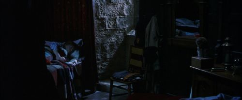 Click to view full size image
==============
PF-Potterish_04259.jpg PF-Potterish_04259.jpg