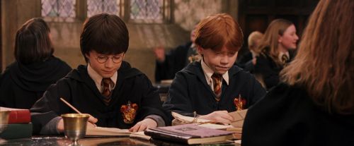 Click to view full size image
==============
PF-Potterish_04635.jpg PF-Potterish_04635.jpg