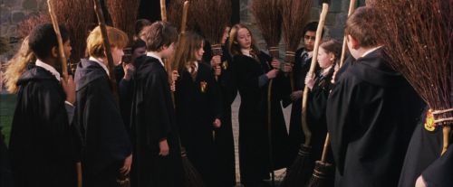 Click to view full size image
==============
PF-Potterish_04945.jpg PF-Potterish_04945.jpg