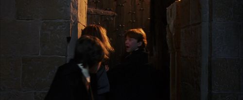 Click to view full size image
==============
PF-Potterish_05309.jpg PF-Potterish_05309.jpg