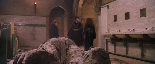 Click to view full size image
==============
PF-Potterish_06287.jpg PF-Potterish_06287.jpg