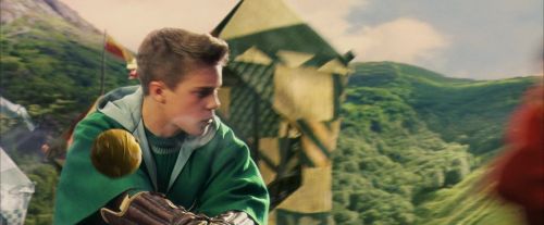 Click to view full size image
==============
PF-Potterish_07015.jpg PF-Potterish_07015.jpg