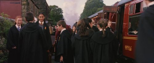 Click to view full size image
==============
PF-Potterish_12105.jpg PF-Potterish_12105.jpg