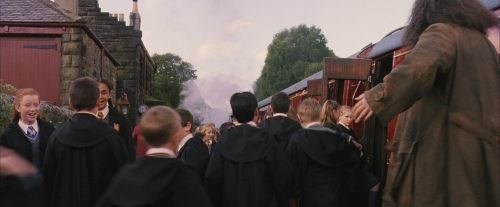 Click to view full size image
==============
PF-Potterish_12108.jpg PF-Potterish_12108.jpg