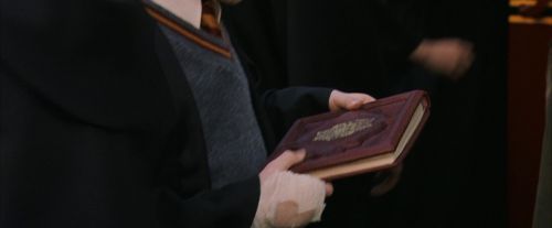 Click to view full size image
==============
PF-Potterish_12149.jpg PF-Potterish_12149.jpg