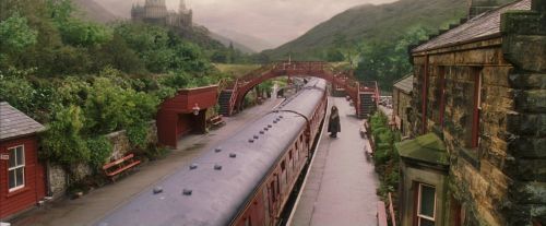 Click to view full size image
==============
PF-Potterish_12274.jpg PF-Potterish_12274.jpg