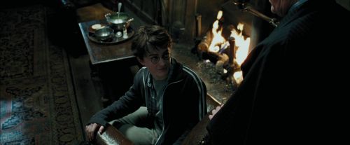 Click to view full size image
==============
PdA-Potterish_0908.jpg PdA-Potterish_0908.jpg