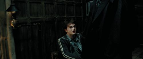 Click to view full size image
==============
PdA-Potterish_0919.jpg PdA-Potterish_0919.jpg