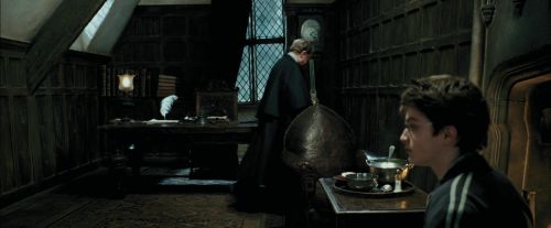 Click to view full size image
==============
PdA-Potterish_0930.jpg PdA-Potterish_0930.jpg