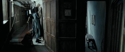 Click to view full size image
==============
PdA-Potterish_1034.jpg PdA-Potterish_1034.jpg