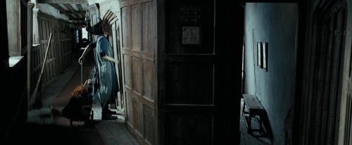 Click to view full size image
==============
PdA-Potterish_1035.jpg PdA-Potterish_1035.jpg
