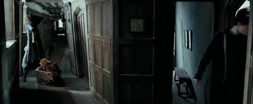 Click to view full size image
==============
PdA-Potterish_1043.jpg PdA-Potterish_1043.jpg