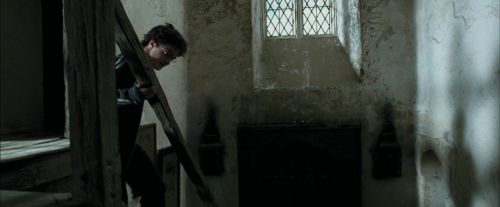 Click to view full size image
==============
PdA-Potterish_1059.jpg PdA-Potterish_1059.jpg