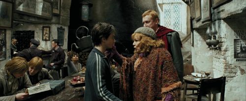 Click to view full size image
==============
PdA-Potterish_1105.jpg PdA-Potterish_1105.jpg