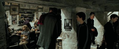 Click to view full size image
==============
PdA-Potterish_1144.jpg PdA-Potterish_1144.jpg