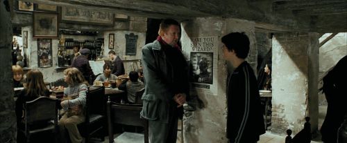 Click to view full size image
==============
PdA-Potterish_1153.jpg PdA-Potterish_1153.jpg