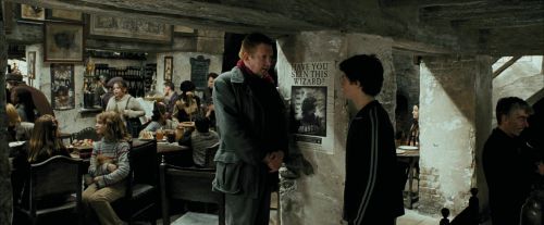 Click to view full size image
==============
PdA-Potterish_1159.jpg PdA-Potterish_1159.jpg
