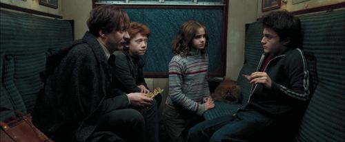 Click to view full size image
==============
PdA-Potterish_1464.jpg PdA-Potterish_1464.jpg