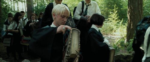 Click to view full size image
==============
PdA-Potterish_2064.jpg PdA-Potterish_2064.jpg