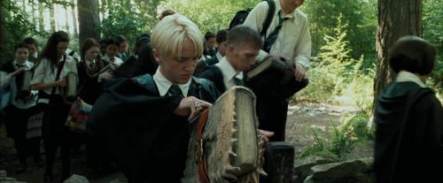 Click to view full size image
==============
PdA-Potterish_2065.jpg PdA-Potterish_2065.jpg
