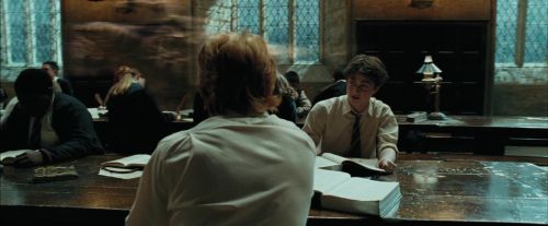 Click to view full size image
==============
PdA-Potterish_2498.jpg PdA-Potterish_2498.jpg