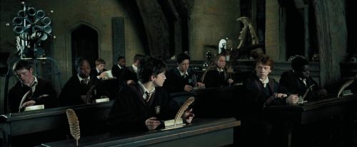 Click to view full size image
==============
PdA-Potterish_3296.jpg PdA-Potterish_3296.jpg