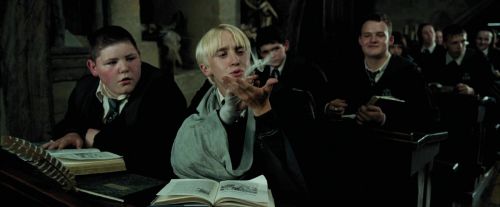 Click to view full size image
==============
PdA-Potterish_3387.jpg PdA-Potterish_3387.jpg