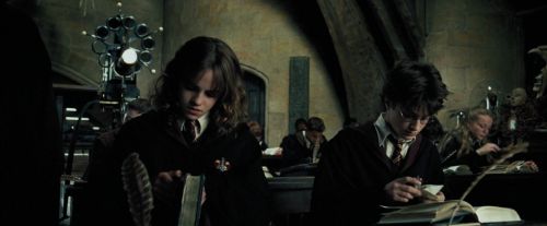 Click to view full size image
==============
PdA-Potterish_3417.jpg PdA-Potterish_3417.jpg