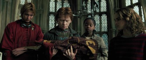 Click to view full size image
==============
PdA-Potterish_3642.jpg PdA-Potterish_3642.jpg