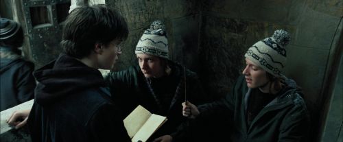 Click to view full size image
==============
PdA-Potterish_3808.jpg PdA-Potterish_3808.jpg