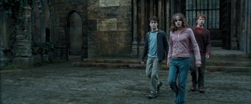 Click to view full size image
==============
PdA-Potterish_5250.jpg PdA-Potterish_5250.jpg