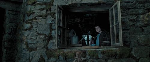Click to view full size image
==============
PdA-Potterish_5414.jpg PdA-Potterish_5414.jpg