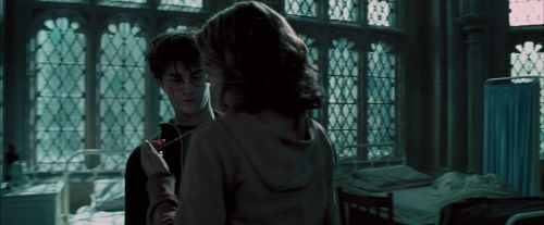 Click to view full size image
==============
PdA-Potterish_6843.jpg PdA-Potterish_6843.jpg