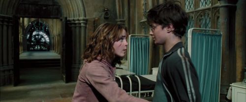 Click to view full size image
==============
PdA-Potterish_6880.jpg PdA-Potterish_6880.jpg