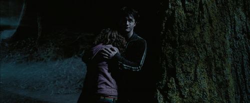 Click to view full size image
==============
PdA-Potterish_7627.jpg PdA-Potterish_7627.jpg