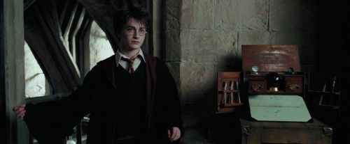 Click to view full size image
==============
PdA-Potterish_8033.jpg PdA-Potterish_8033.jpg