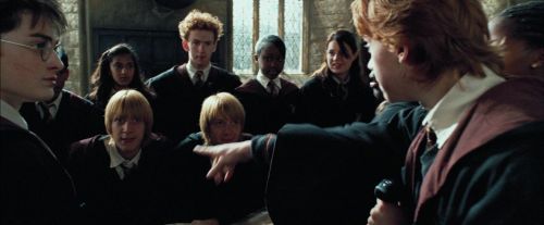 Click to view full size image
==============
PdA-Potterish_8200.jpg PdA-Potterish_8200.jpg
