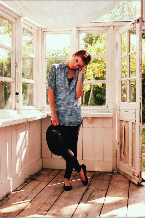 People_Tree_Emma_Watson_3.jpg