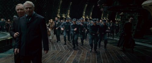 Click to view full size image
==============
Potterish-RdMPreviaScream-143~0.jpg Potterish-RdMPreviaScream-143~0.jpg