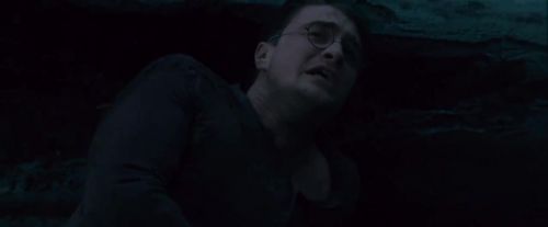 Click to view full size image
==============
Potterish-RdMTVSpot2-137.jpg Potterish-RdMTVSpot2-137.jpg