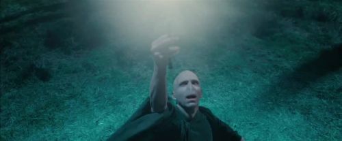 Click to view full size image
==============
Potterish-RdMTVSpot2-180.jpg Potterish-RdMTVSpot2-180.jpg