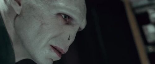 Click to view full size image
==============
Potterish-RdMTVSpot3-140.jpg Potterish-RdMTVSpot3-140.jpg