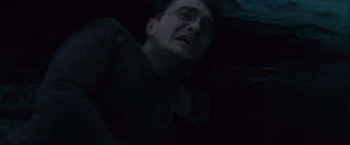 Click to view full size image
==============
Potterish-RdMTVSpot4-192.jpg Potterish-RdMTVSpot4-192.jpg