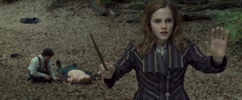 Click to view full size image
==============
Potterish-RdMTVSpot5-63.jpg Potterish-RdMTVSpot5-63.jpg