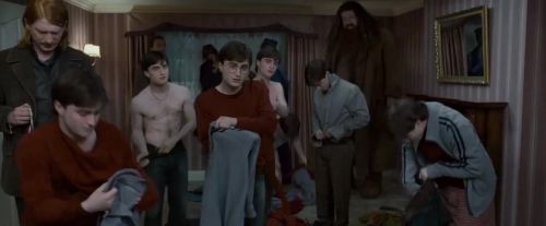 Click to view full size image
==============
Potterish-RdMTVSpot6-30.jpg Potterish-RdMTVSpot6-30.jpg
