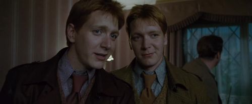 Click to view full size image
==============
Potterish-RdMTVSpot7-58.jpg Potterish-RdMTVSpot7-58.jpg